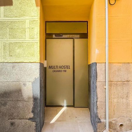 Multi Hostel Calvario Мадрид Екстер'єр фото